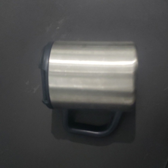 12 ounce Stanley‎ brand metal coffee cup with screw on lid - Picture 5 of 10